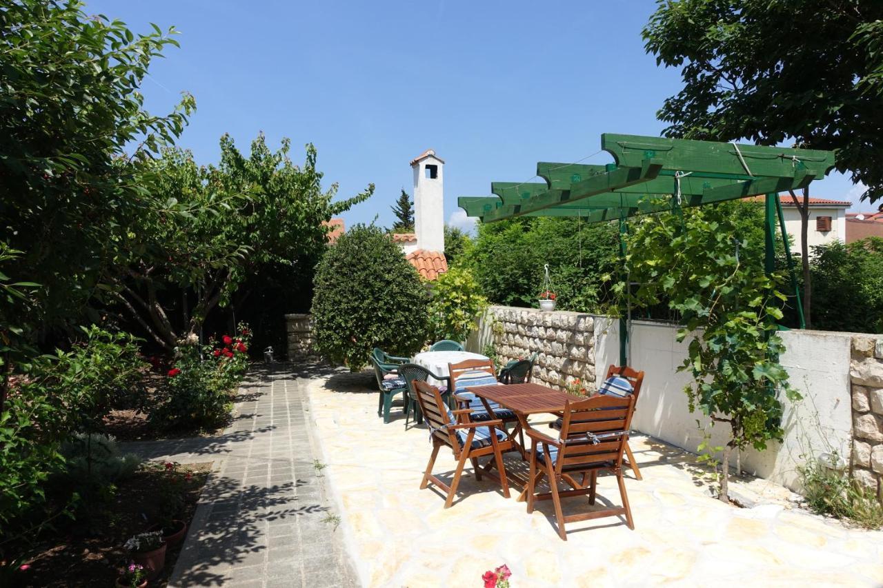 Apartments And Rooms With Parking Space Nin, Zadar - 5805 Buitenkant foto