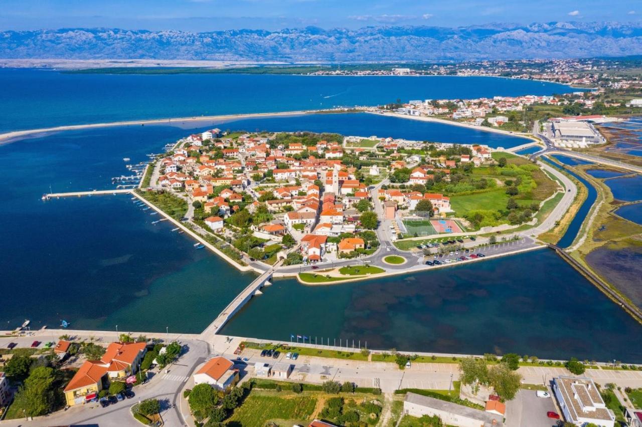 Apartments And Rooms With Parking Space Nin, Zadar - 5805 Buitenkant foto