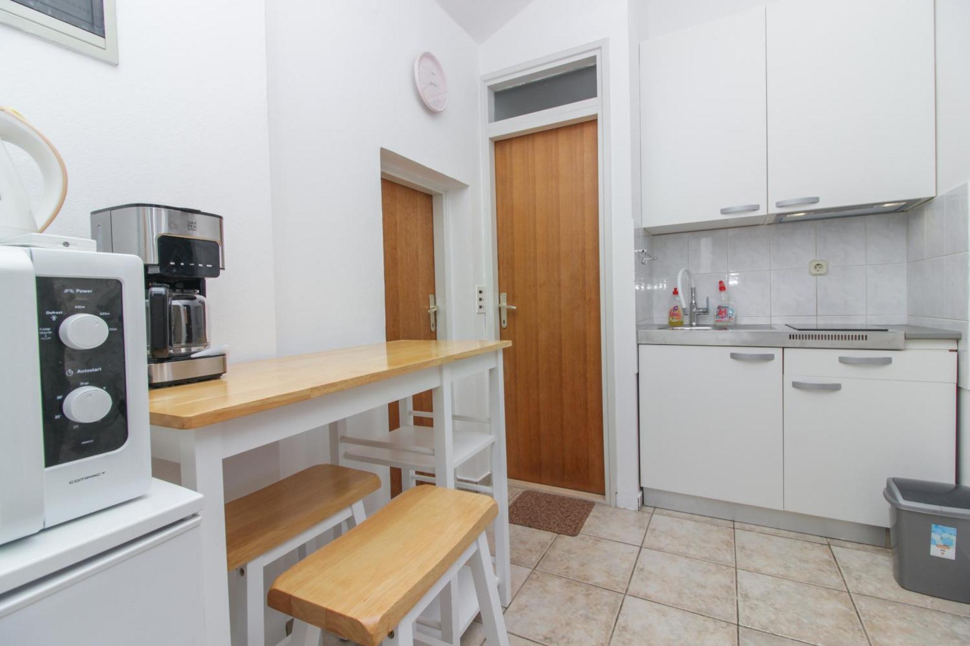 Apartments And Rooms With Parking Space Nin, Zadar - 5805 Buitenkant foto