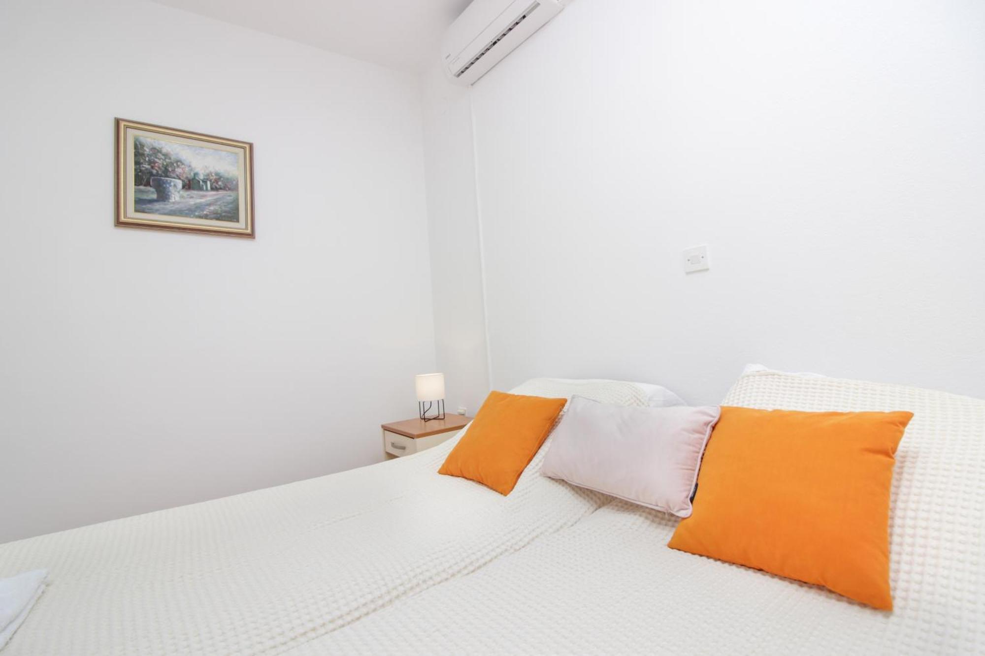 Apartments And Rooms With Parking Space Nin, Zadar - 5805 Kamer foto